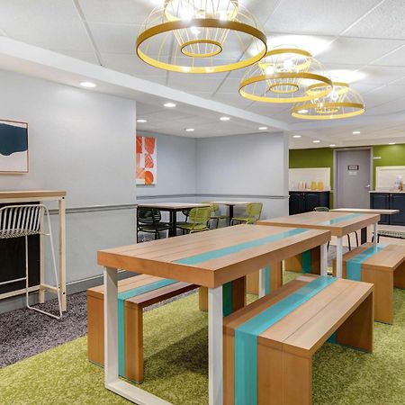 Spark By Hilton Rochester University Area Ngoại thất bức ảnh