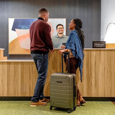 Spark By Hilton Rochester University Area Ngoại thất bức ảnh