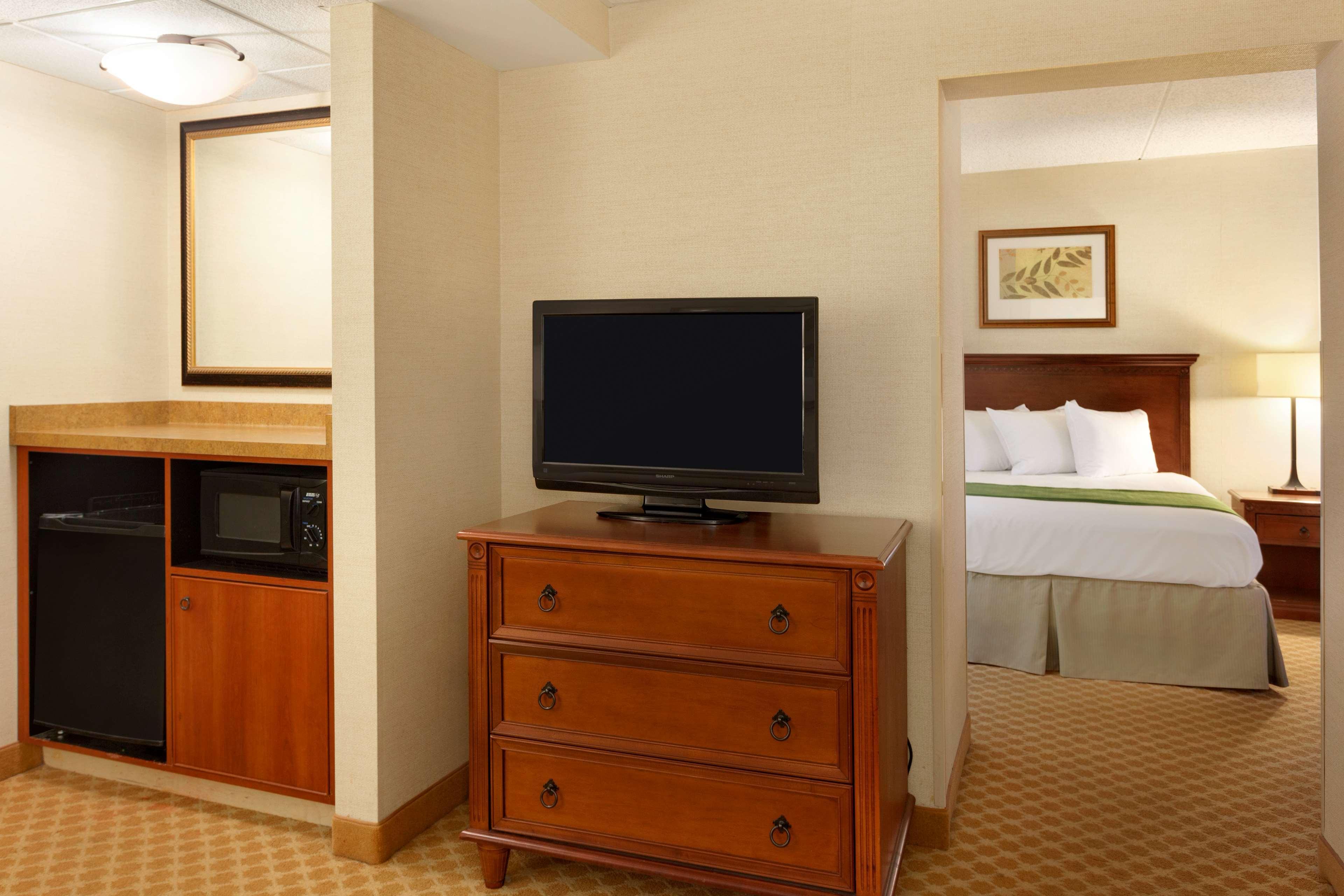 Spark By Hilton Rochester University Area Ngoại thất bức ảnh