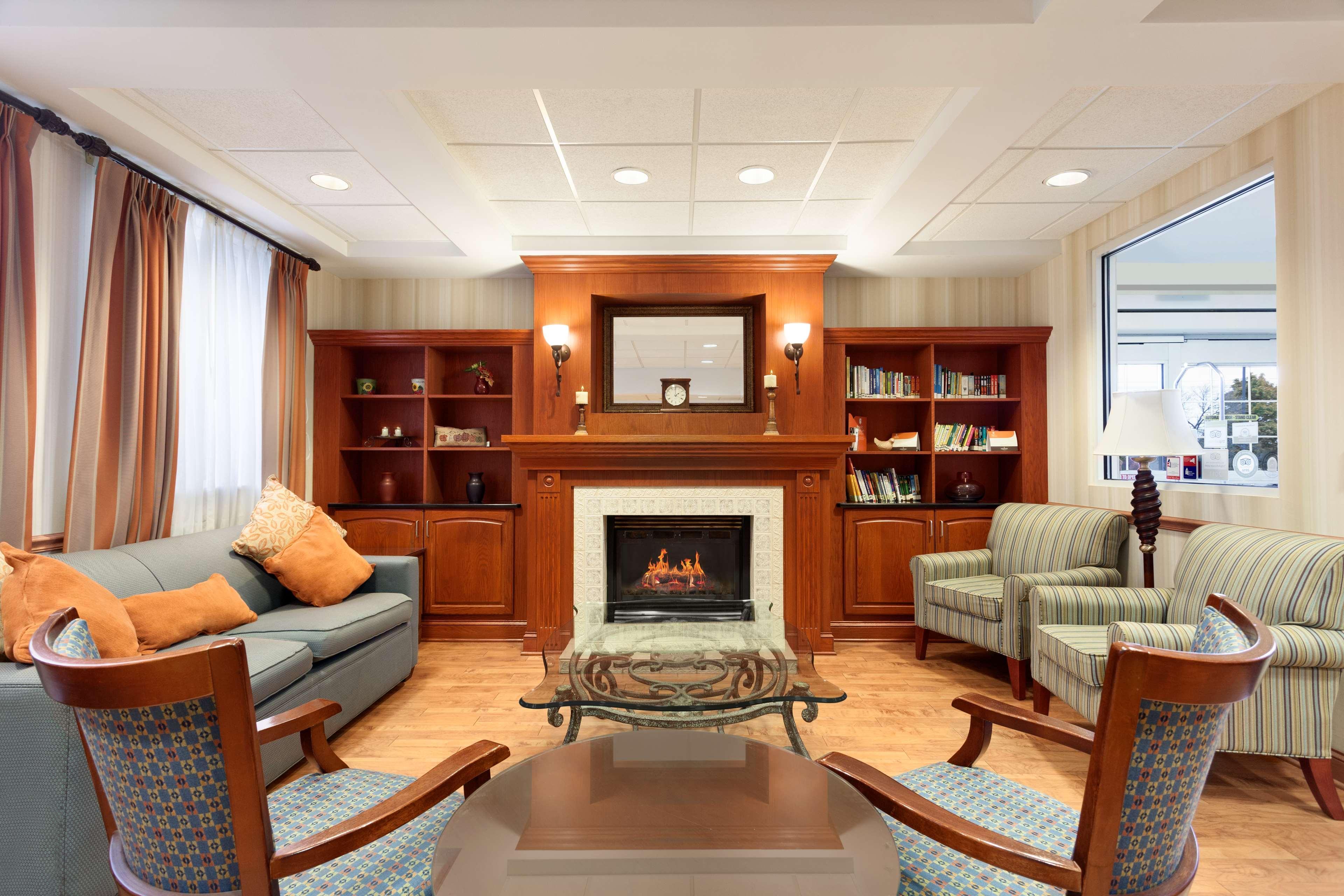Spark By Hilton Rochester University Area Ngoại thất bức ảnh