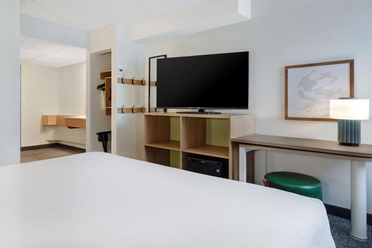 Spark By Hilton Rochester University Area Ngoại thất bức ảnh