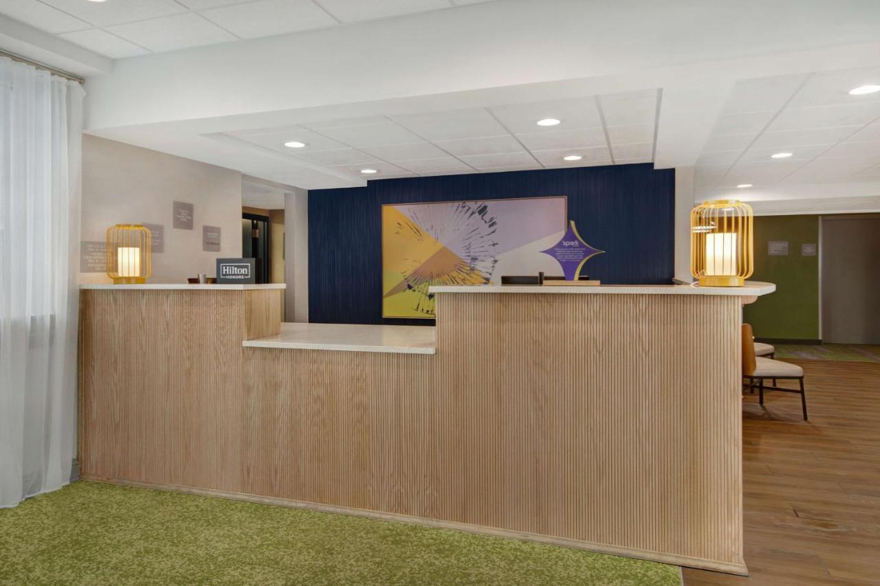 Spark By Hilton Rochester University Area Ngoại thất bức ảnh